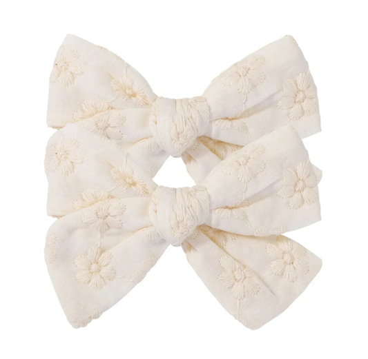 Vintage Embroidered Hair Bow Set